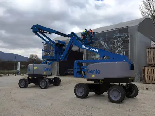 Genie Z-45 FE Híbrida: Plataforma Articulada