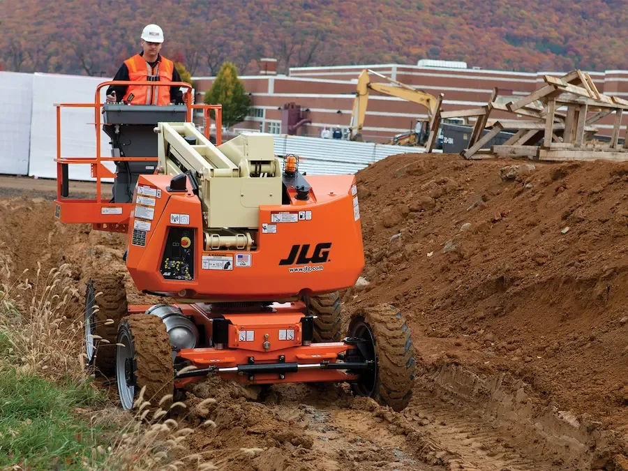 JLG H340AJ 4X4 SKG: PTA Híbrida