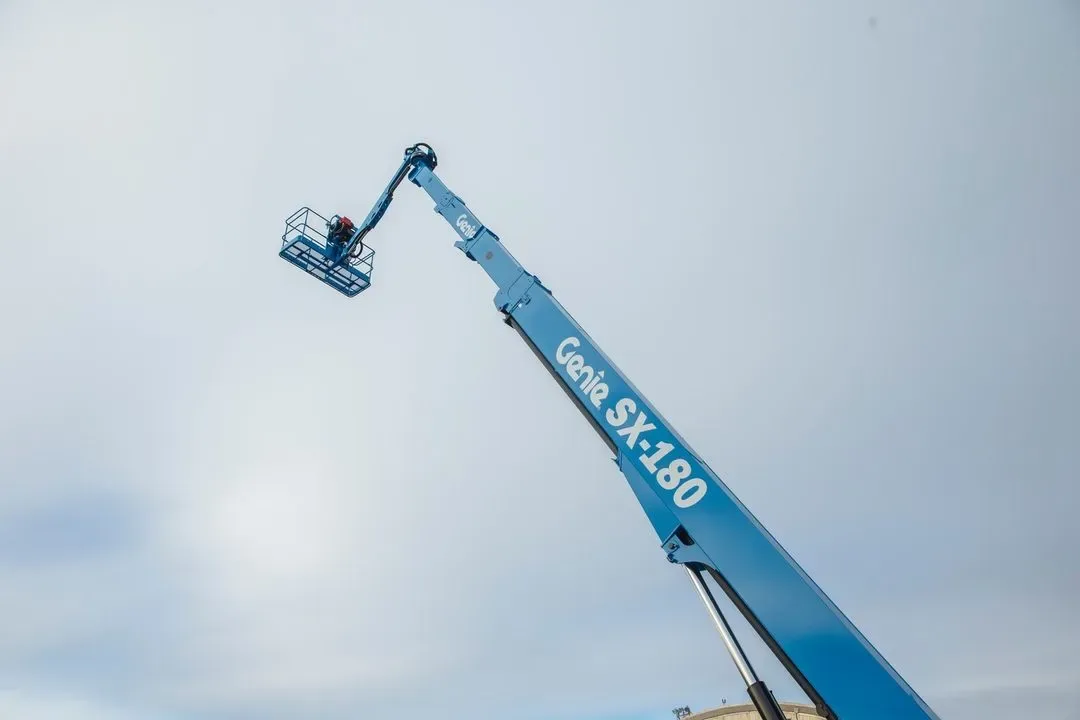 plataformas elevatórias genie SX-180